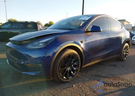 2023 Tesla Model Y Awd/Long Range Dual Motor All-Wheel Drive из США, поврежденный, VIN 7SAYGDEE0PF929050